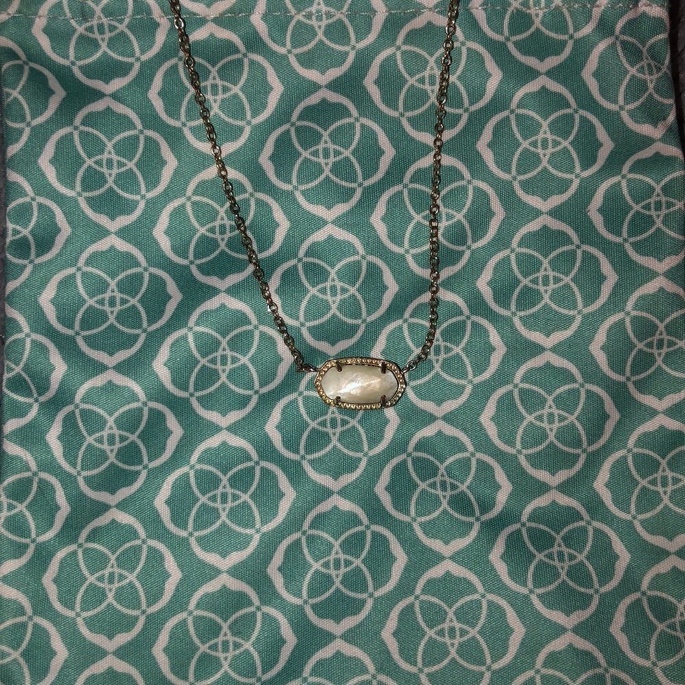 Kendra Scott Elisa Silver Pendant